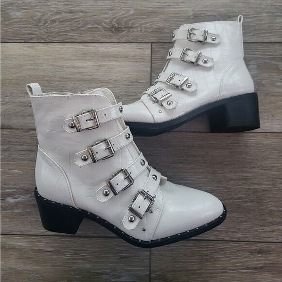 Catherine Malandrino White Shandy 4 Buckle Studded Booties in size 6 buckles - Picture 4 of 8